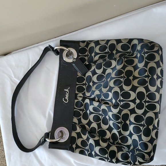 Coach Handbags - Authentic Coach shoulder bag